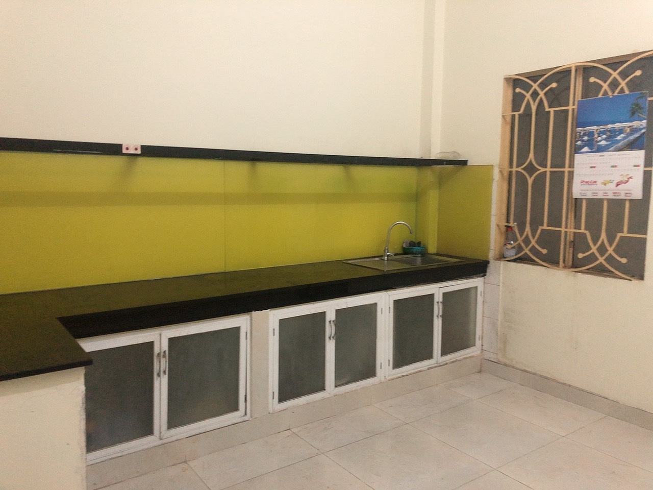 Cho thuê nhà mặt tiền Huỳnh Khương Ninh, p đakao Quận 1.